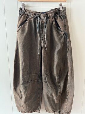GAP Women’s ankle length horseshoe jeans